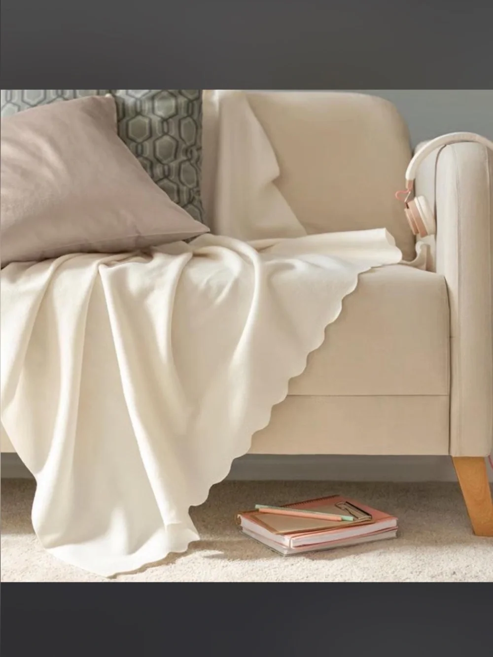 IKEA Vitmossa & Thorgun Fleece Throws - Gray & Cream